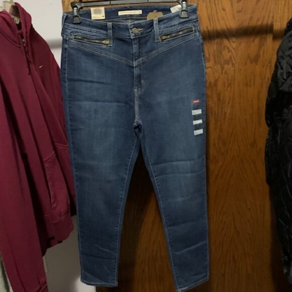 Levi's High Rise Skinny jeans - Picture 1 of 7